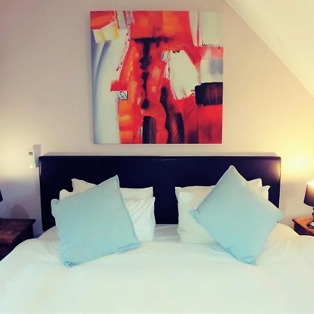Winelands Villa Guesthouse And Cottages Somerset West Ngoại thất bức ảnh