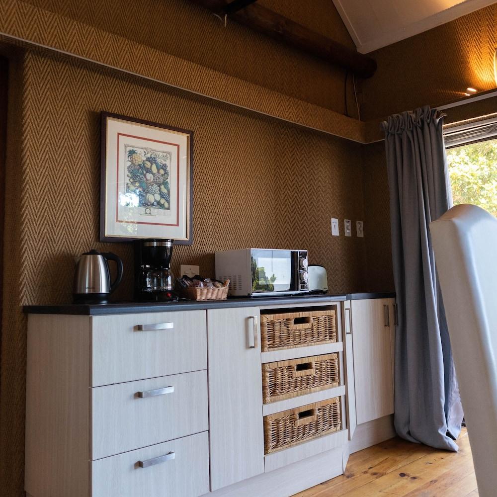 Winelands Villa Guesthouse And Cottages Somerset West Ngoại thất bức ảnh